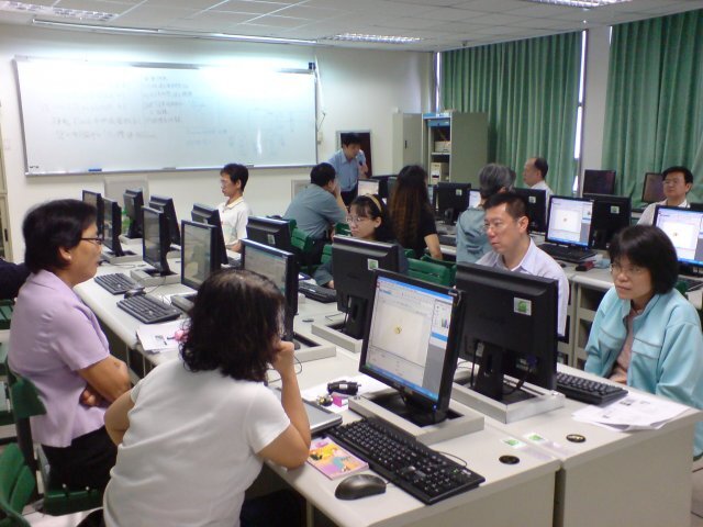 講師授課情形圖片