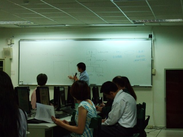 教職員上課情形圖片